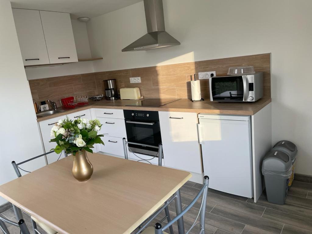 Appartement Rdc Granville Exterior photo
